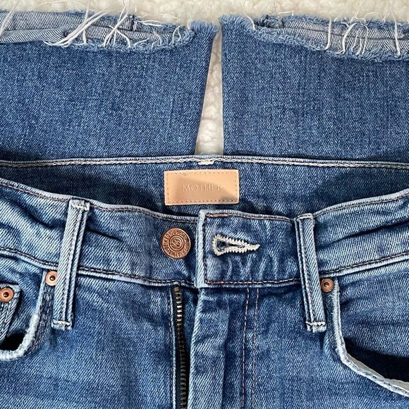 MOTHER The Weekender Fray Mid Rise Flare Blue Jeans, women's size 24 - Picture 7 of 12